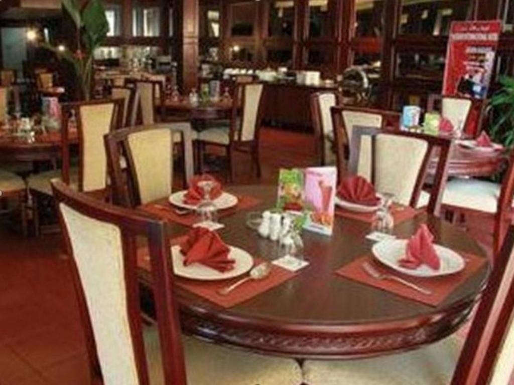 帕尔代德国际酒店 棉兰 外观 照片